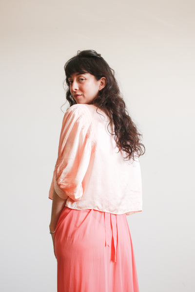 1930s Peach Silk Charmeuse Lace Smocked Puff Sleeve Bed Jacket
