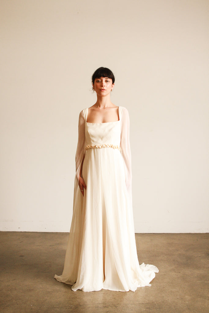 Pronovias Ivory Crepe Draped Sleeve Wedding Gown Blossom Vintage Pronovias Ivory Crepe Draped Sleeve Wedding Gown Blossom Vintage