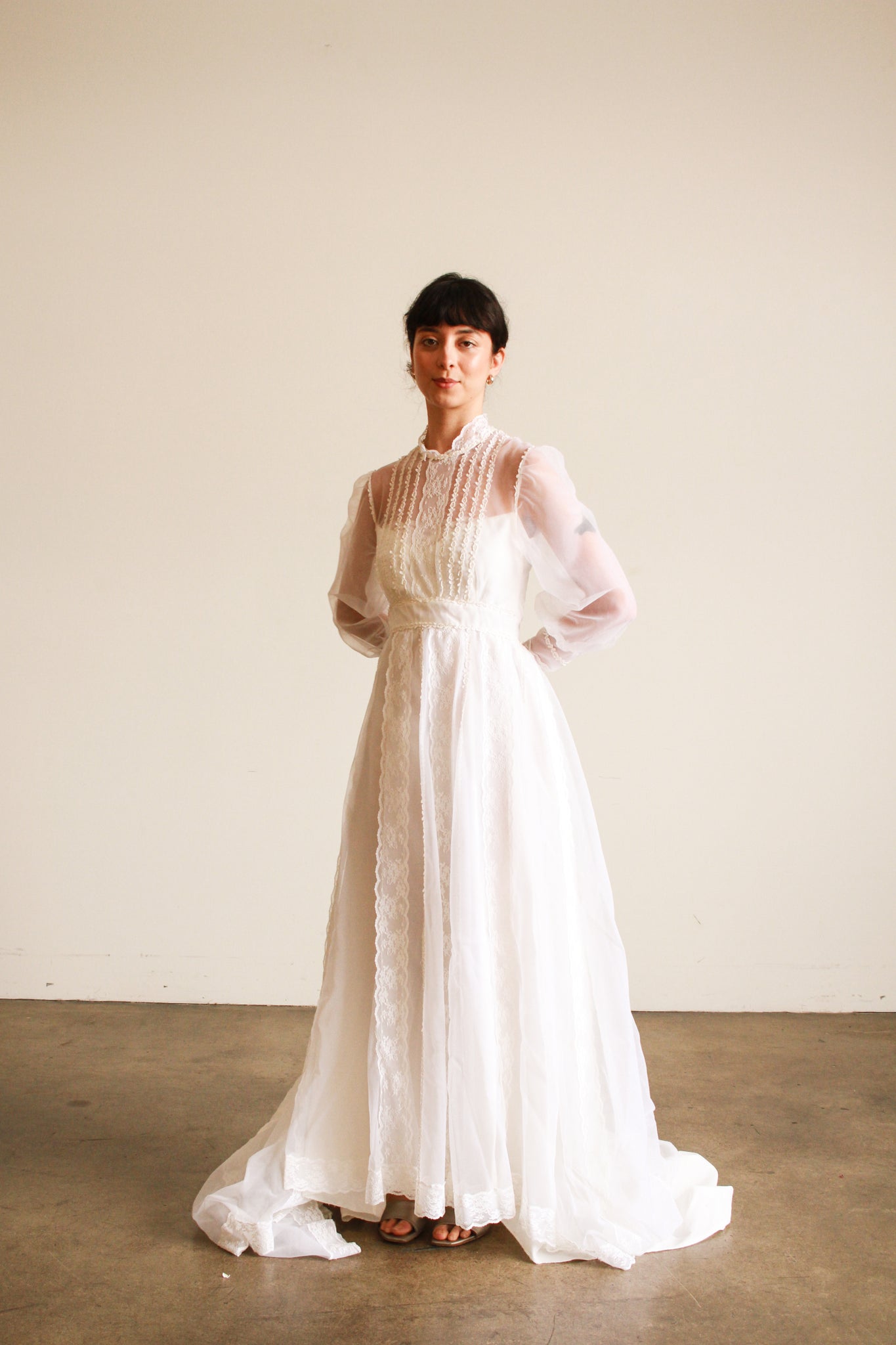 Long Sleeve 60s Bridesmaid Dresses 1960s White Balloon Sleeve Pleated Wedding Gown Blossom Vintage Long Sleeve 60s Bridesmaid Dresses 1960s White Balloon Sleeve Pleated Wedding Gown Blossom Vintage