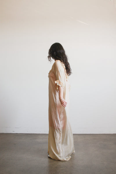 1900s Pistachio Silk Lace Collar Peignoir
