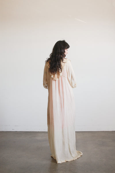 1900s Pistachio Silk Lace Collar Peignoir
