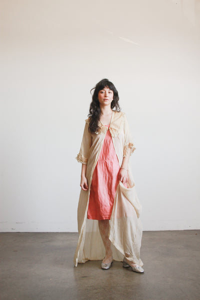 1900s Pistachio Silk Lace Collar Peignoir