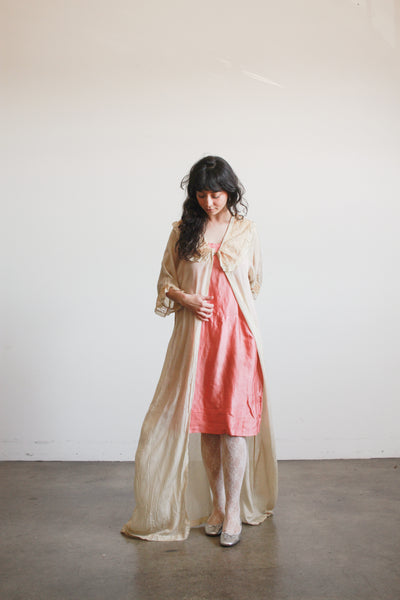 1900s Pistachio Silk Lace Collar Peignoir