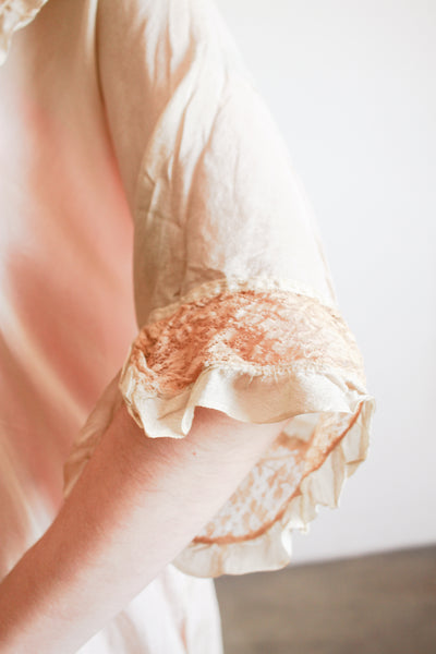 1900s Pistachio Silk Lace Collar Peignoir