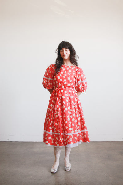 1980s Nipon Boutique Poppy Cotton Floral Puff Sleeve Dress