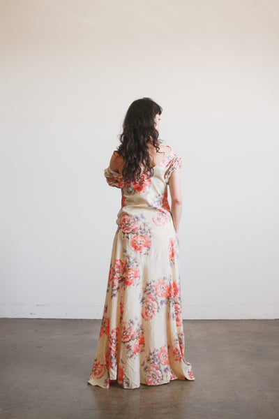 1930s Beige Floral Drop Waist Puff Sleeve Gown