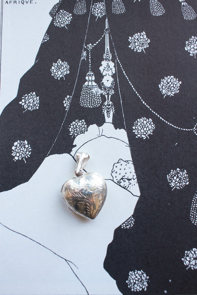 Vintage Silver Etched Heart Locket Charm