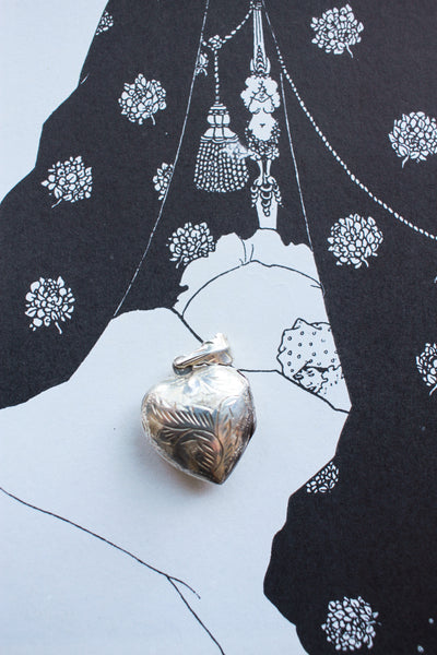 Vintage Silver Etched Heart Locket Charm