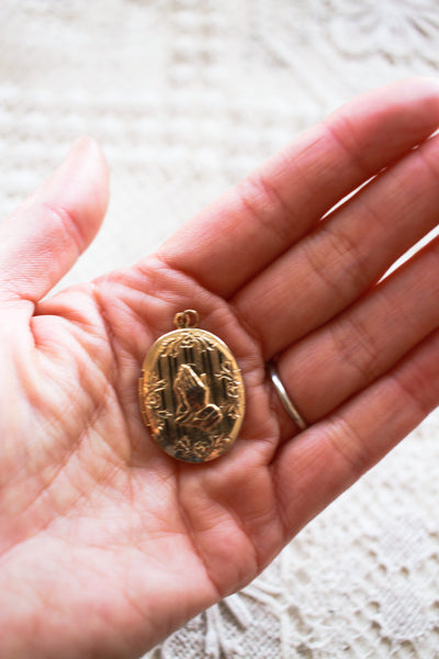 Vintage Gold Praying Hands Locket Charm