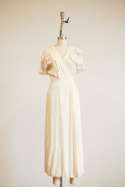 1940s Ivory Rayon Damask Lace Flutter Sleeve Dress