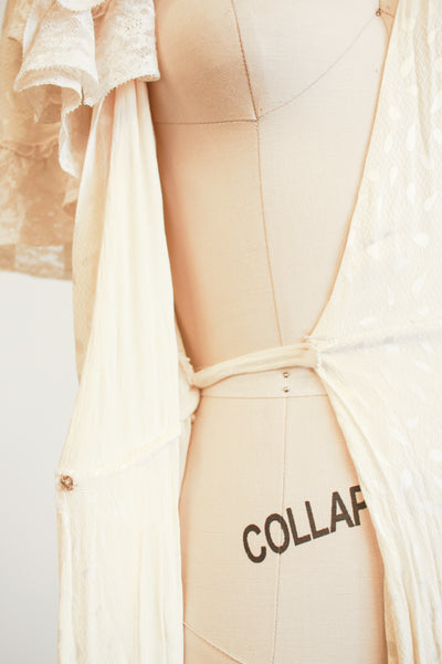 1940s Ivory Rayon Damask Lace Flutter Sleeve Dress