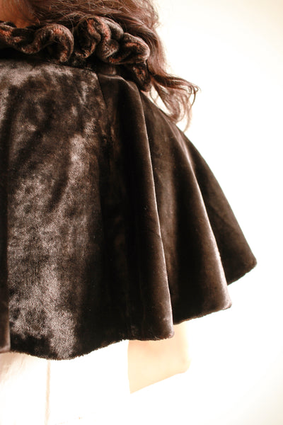 1940s Chocolate Brown Silk Velvet Capelet