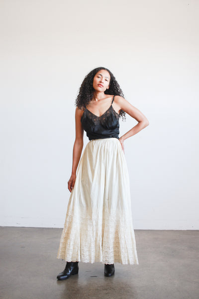 Antique Beige Lace Layered Skirt