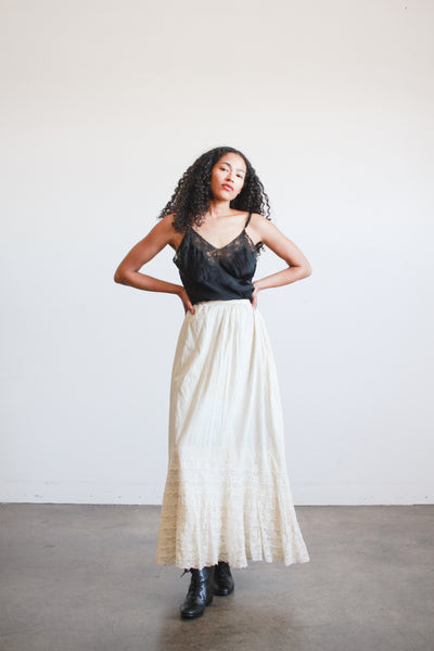 Antique Beige Lace Layered Skirt