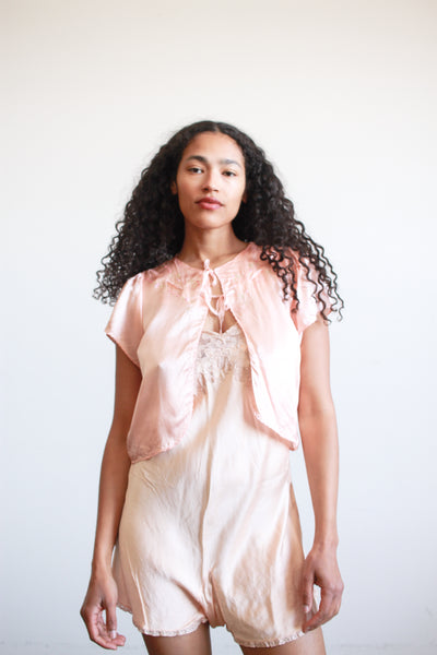 1940s Rose Rayon Bed Jacket