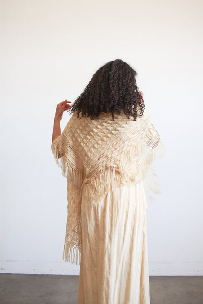 Antique Beige Handloomed Fringe Shawl