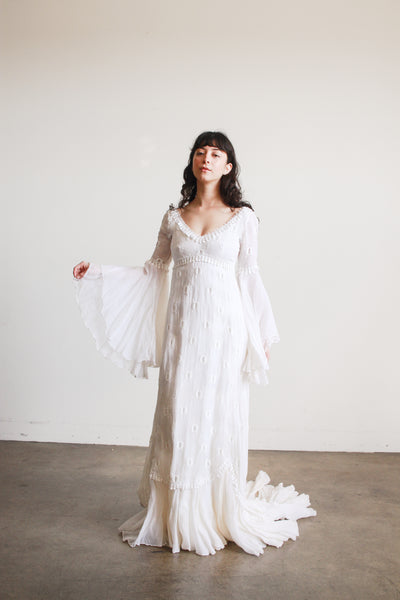 1970s Piccione White Angel Sleeve Embroidered Gown