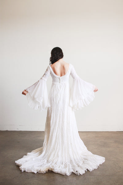 1970s Piccione White Angel Sleeve Embroidered Gown