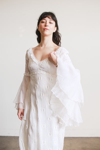 1970s Piccione White Angel Sleeve Embroidered Gown