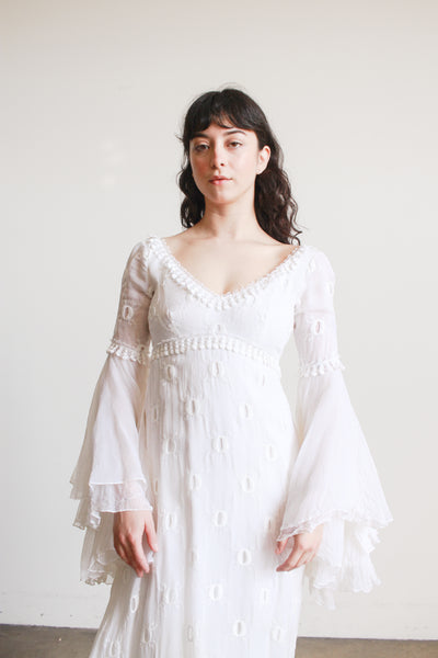 1970s Piccione White Angel Sleeve Embroidered Gown