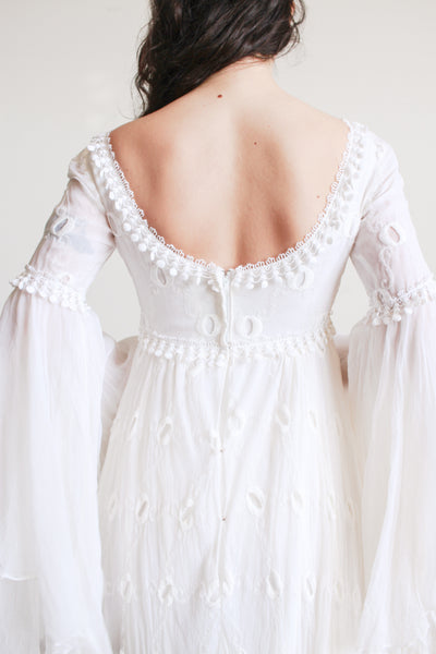 1970s Piccione White Angel Sleeve Embroidered Gown