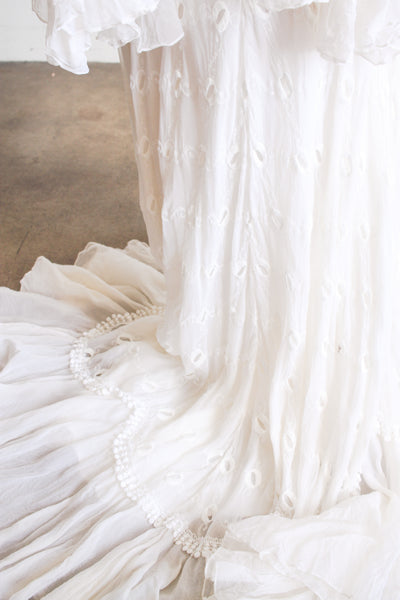 1970s Piccione White Angel Sleeve Embroidered Gown