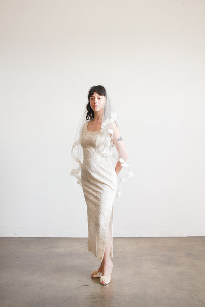 1960s Ivory Lace Trimmed Veil