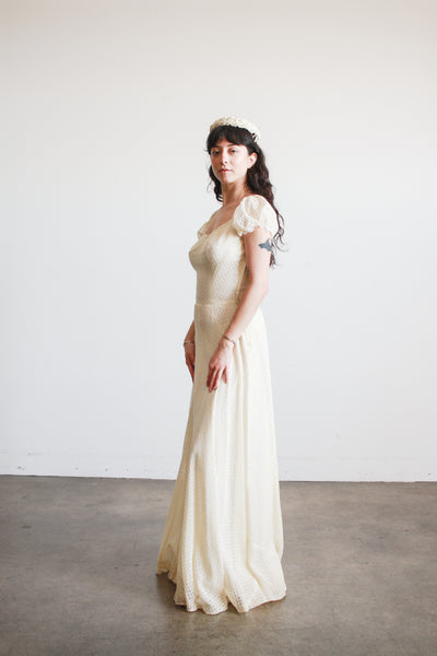 1970s Cream Cotton Puff Sleeve Crochet Dress