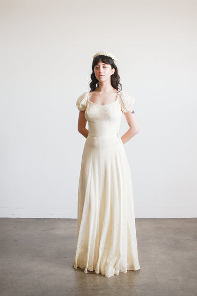 1970s Cream Cotton Puff Sleeve Crochet Dress