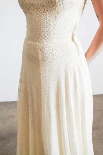 1970s Cream Cotton Puff Sleeve Crochet Dress