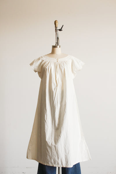 1900s Cream Cotton Short Sleeve Nightgown