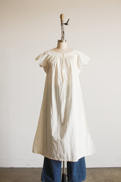 1900s Cream Cotton Short Sleeve Nightgown