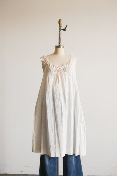 1910s White Cotton Ribbon Nightgown