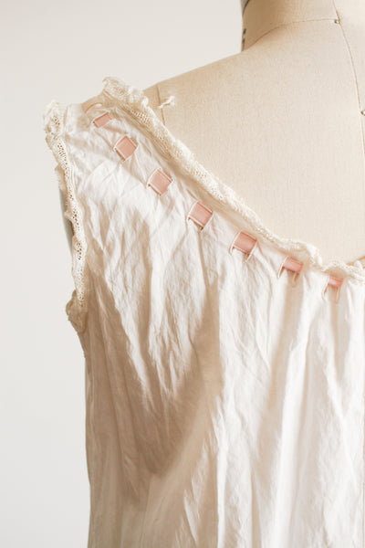 1910s White Cotton Ribbon Nightgown