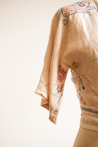 1940s Embroidered Tablecloth Wrap Blouse