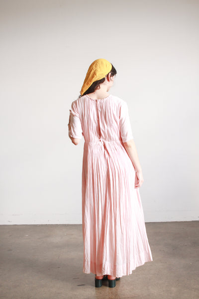 1910s Soft Pink Silk Crepe Smocked Dress