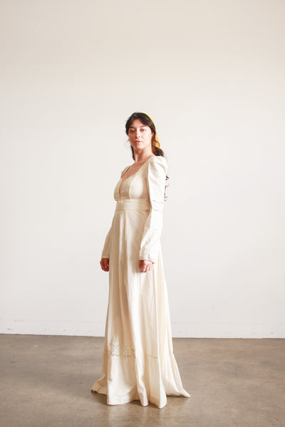 1970s Cream Boho Long Sleeve Dress