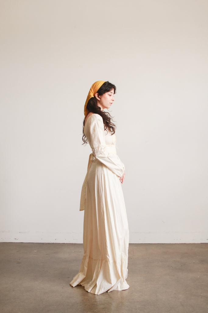 1970s Cream Boho Long Sleeve Dress 1970s Cream Boho Long Sleeve Dress