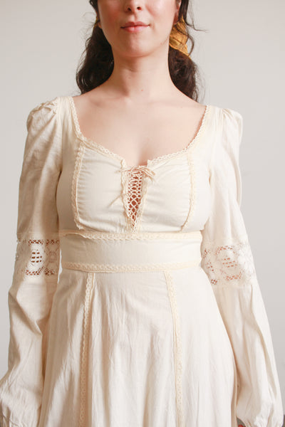 1970s Cream Boho Long Sleeve Dress