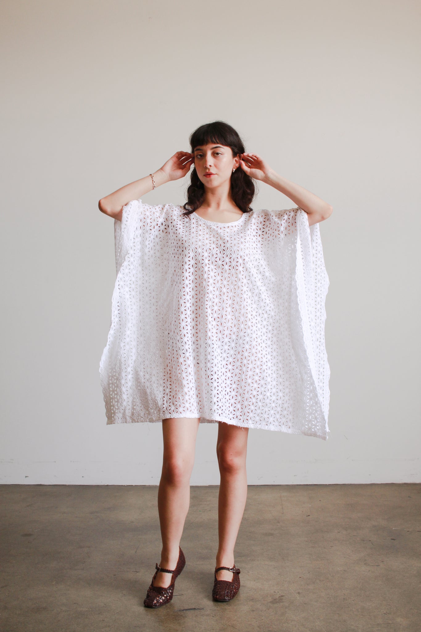 1980s White Cotton Eyelet Kaftan