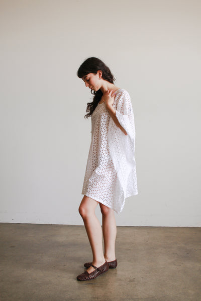 1980s White Cotton Eyelet Kaftan