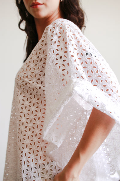 1980s White Cotton Eyelet Kaftan