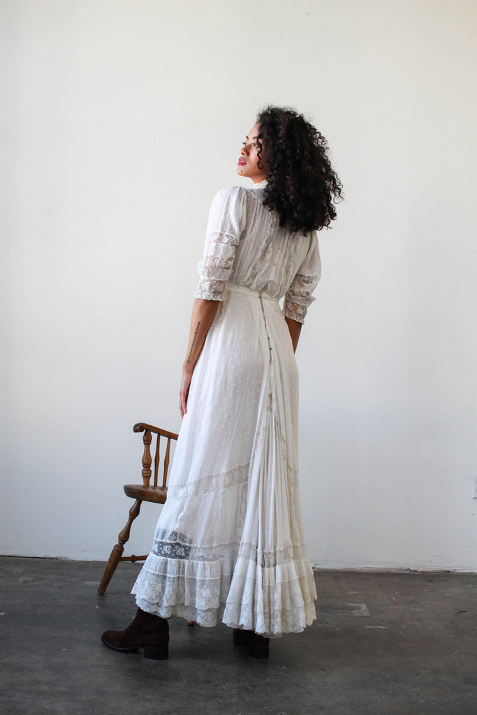 Edwardian White Cotton Swiss Dot Lawn Dress – Blossom Vintage