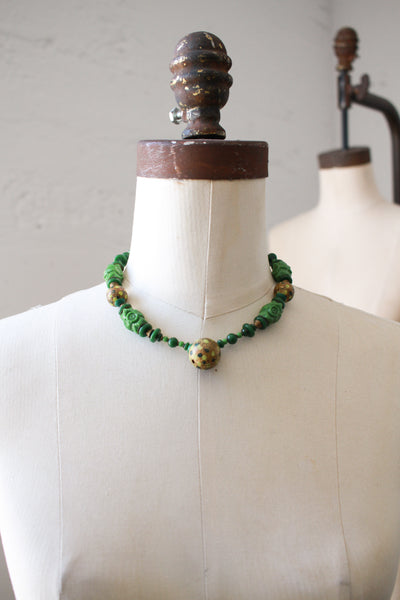 1940s Emerald Green Bakelite Beaded Necklace