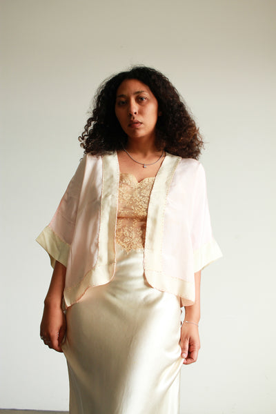 1920s Blush Silk Crepe Bed Jacket