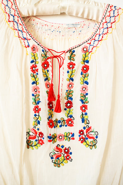 1930s Hungarian Petite Floral Embroidery Peasant Blouse