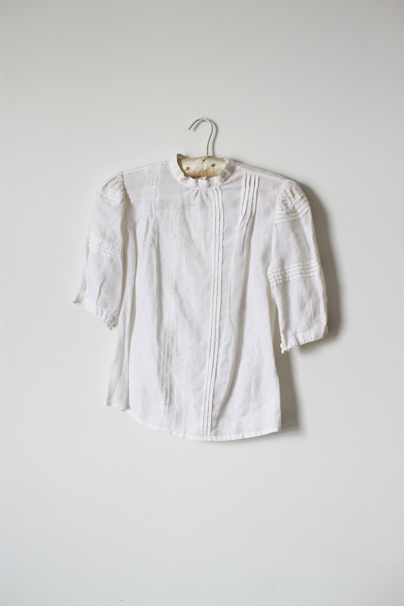 1980s White Linen Puff Short Sleeve Blouse