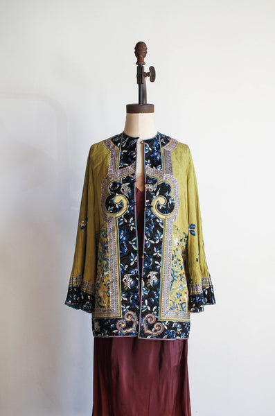 Antique Rare Early 20th Century Chinese Embroidered Pleated Jacket