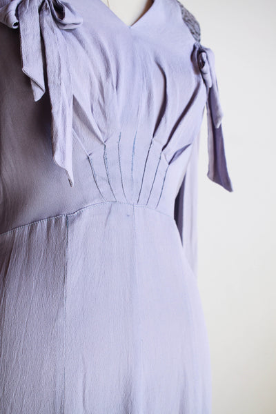 1940s Lilac Rayon Crepe Bow Dress
