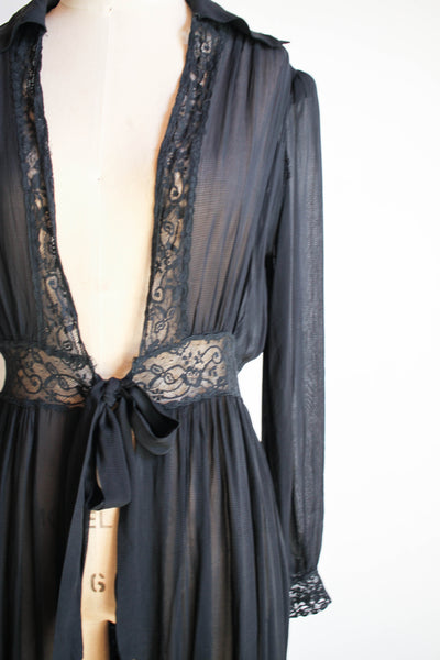 1940s Sheer Black Lace Long Bed Jacket